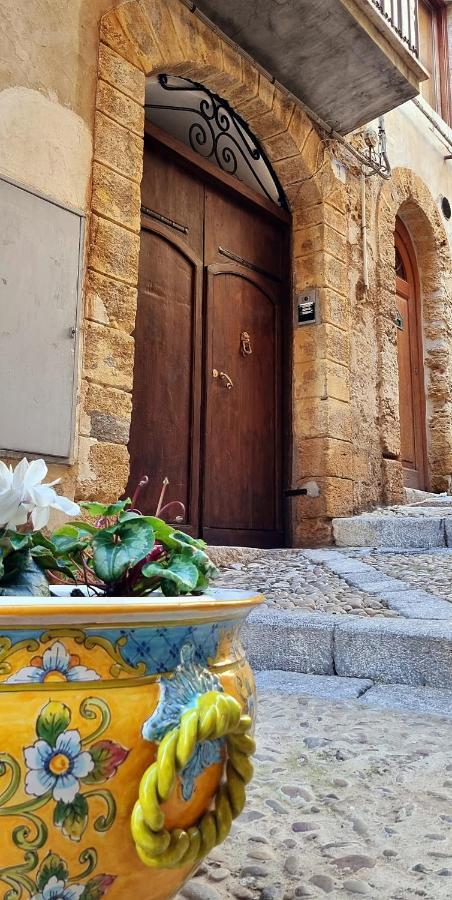 Apartamento Dimora Ventimiglia Cefalú Exterior foto
